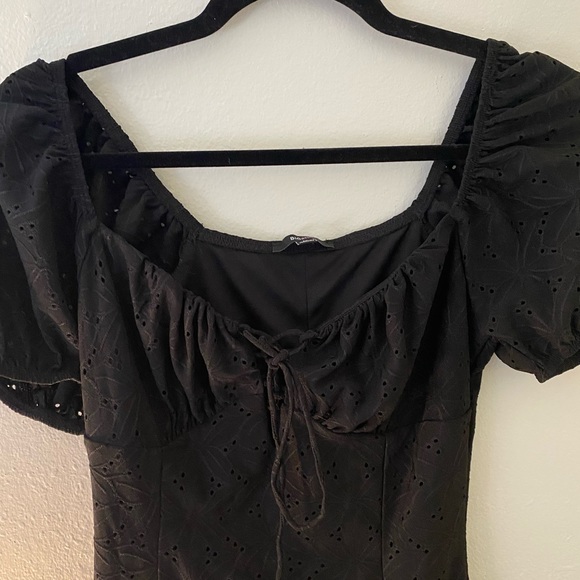 Black Romantic Dress - Picture 2 of 2